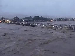 台風18号 桂川　渡月橋